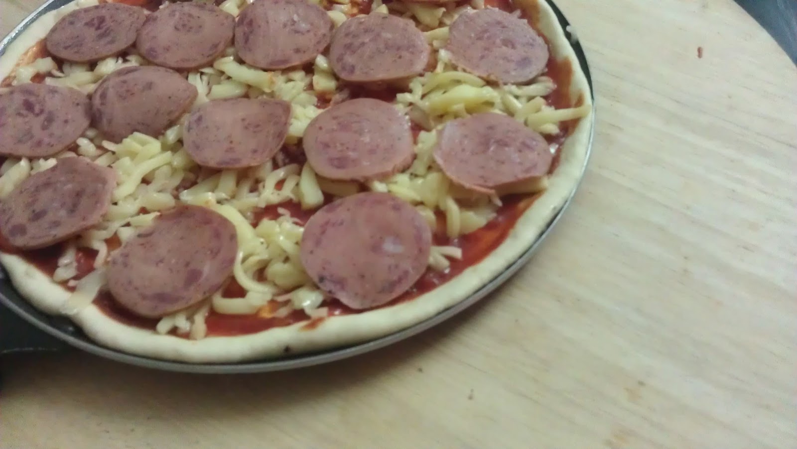 ASAM GARAM BEEF PEPPERONI PIZZA