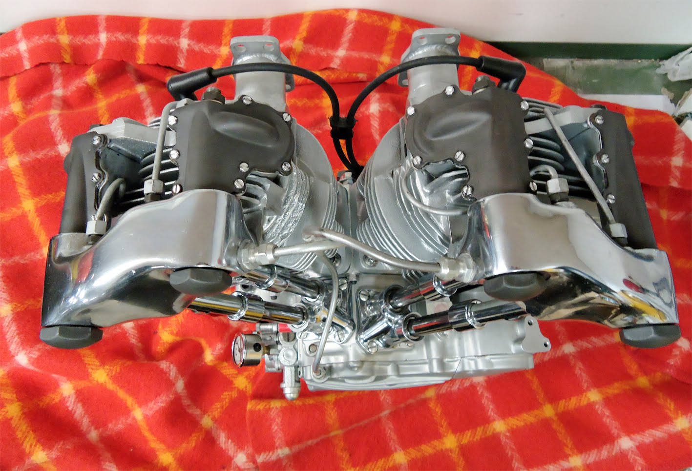 DicE Magazine 1500cc Dual Carbed Knucklehead.