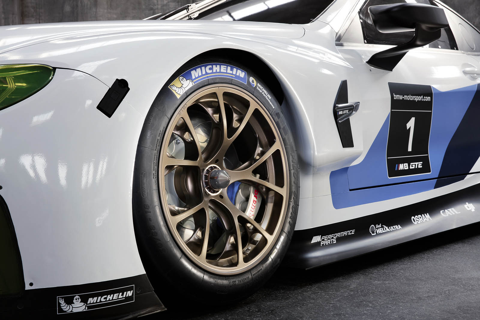 bmw-m8-gte-10.jpg