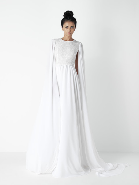 Primera colección de vestidos de novia de Mónica Cordera Primera colección de vestidos de novia de Mónica Cordera