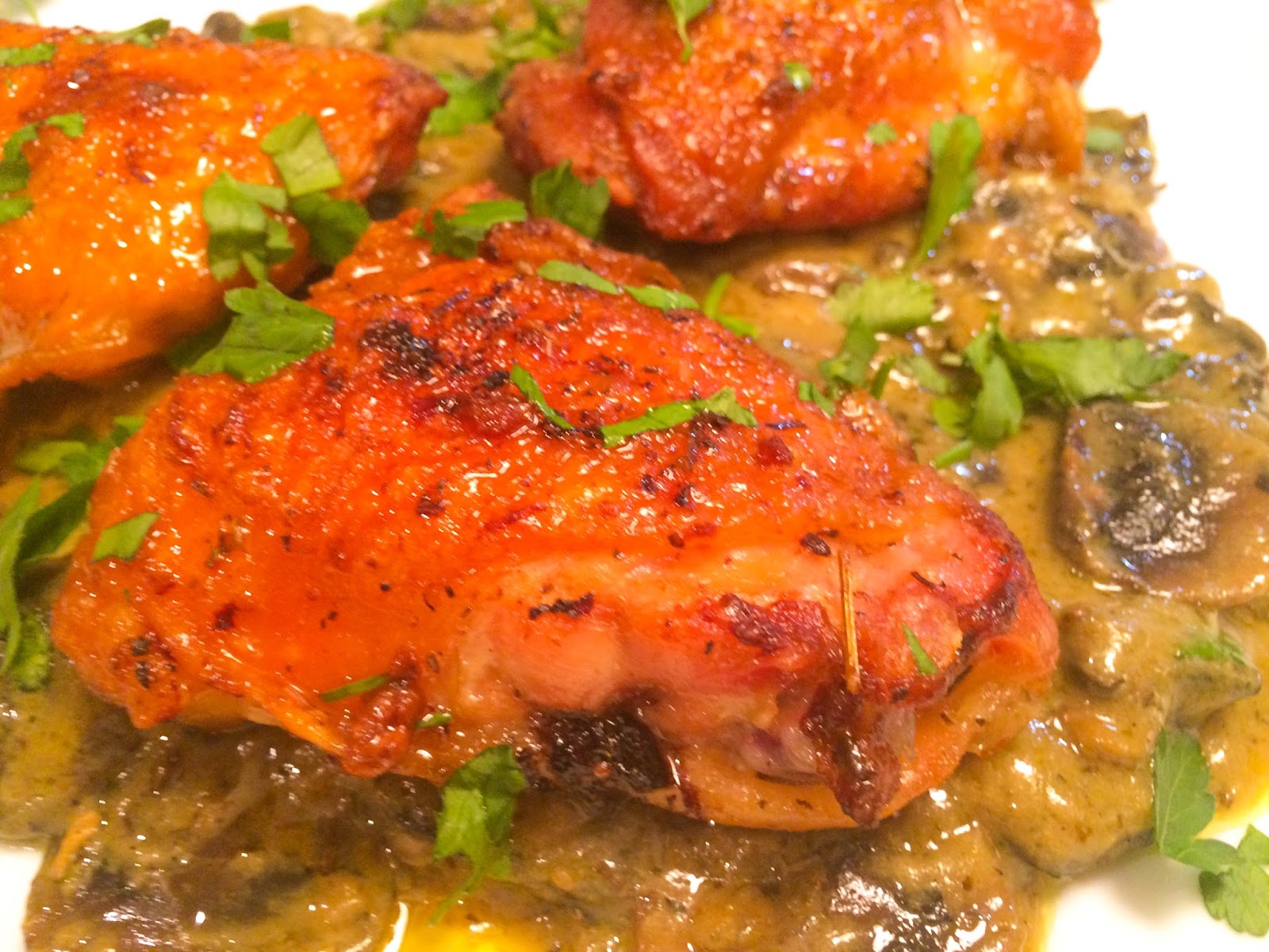 La Fabrique Gourmande: Poulet Rôti aux Herbes Sauce Aux Champignons ...
