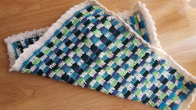 Scrappy Yarn Mini Blanket Scrappy Yarn Mini Blanket