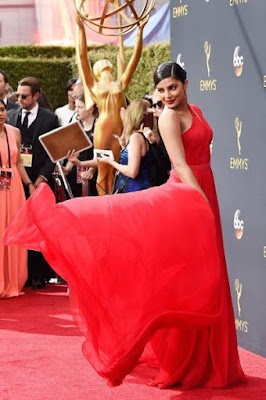 @InstaMag - Bollywood actress Priyanka Chopra looked ravishing in a Jason Wu red chiffon dress as she twirled confidently and gestured 'namaste' on the red carpet priyanka-chopra-looks-ravishing-in-red-at-emmy-2016