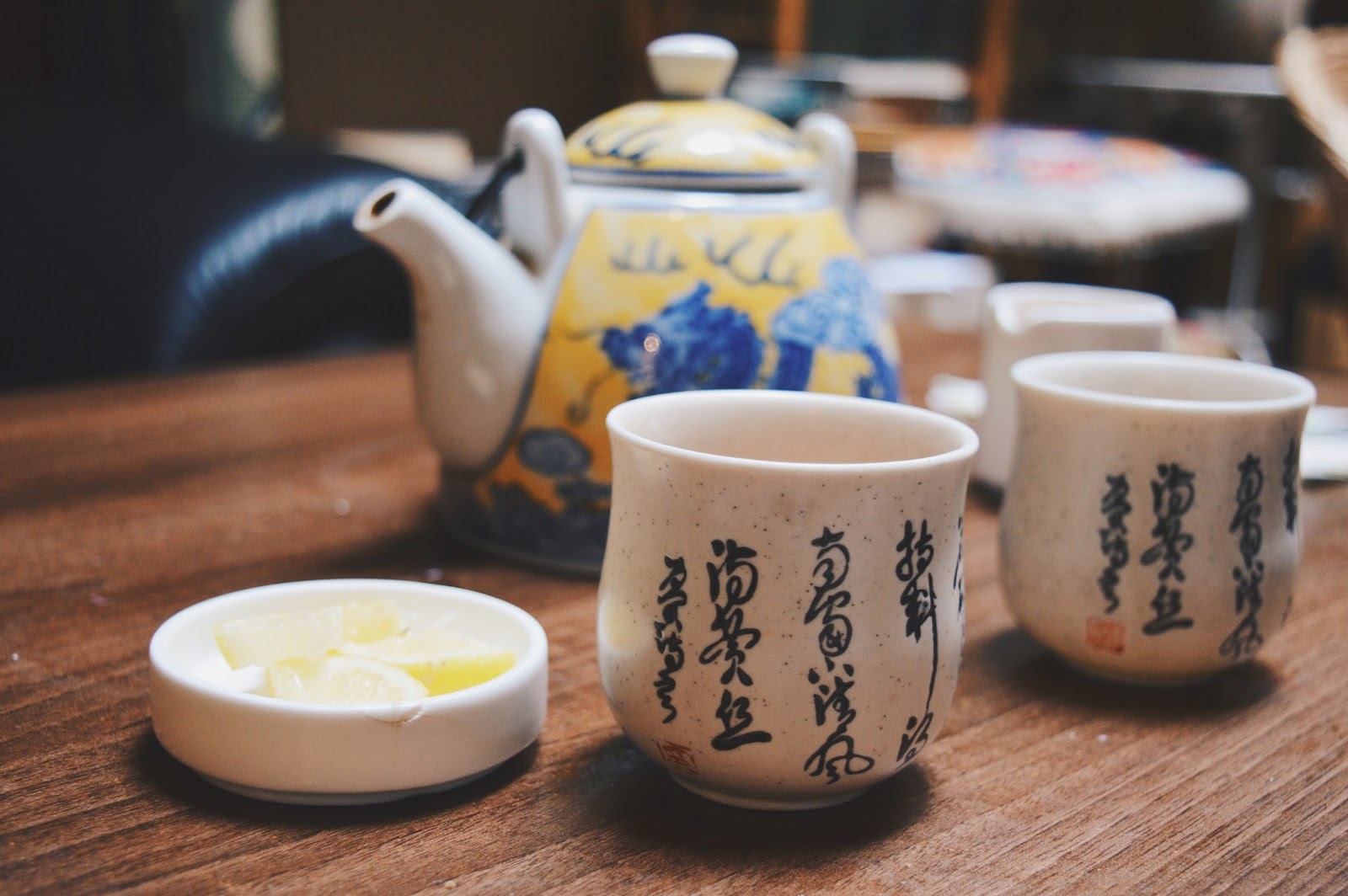 close up of tea pot and cups