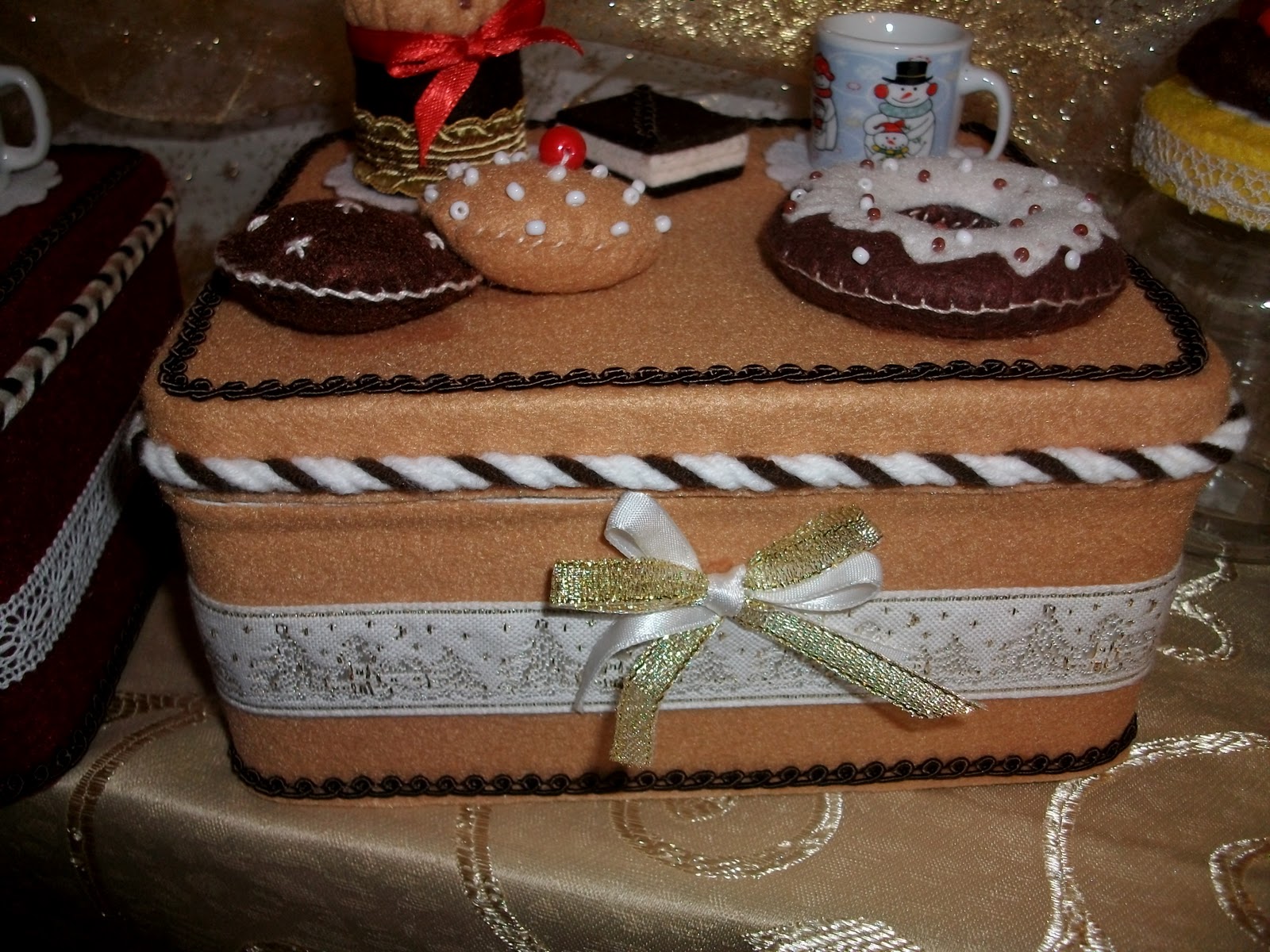 Scatola per torta quadrata in plastica con maniglia