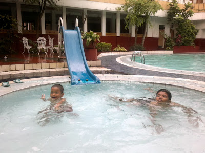 Kolam Renang Hotel Ririn Kolam Renang Hotel Ririn