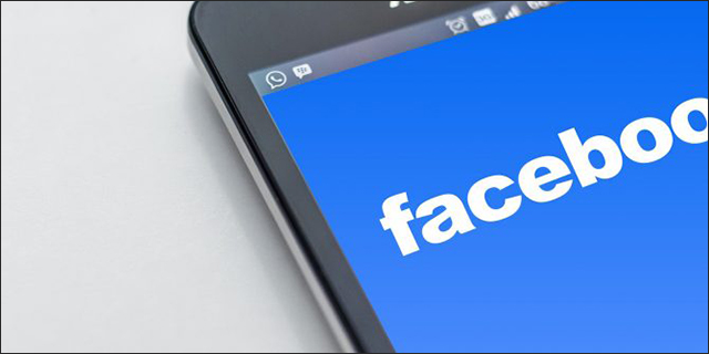 كيفية رفع الصور ومقاطع الفيديو بدقة عالية على الفيسبوك Facebook-mobile-phone-android-670x335