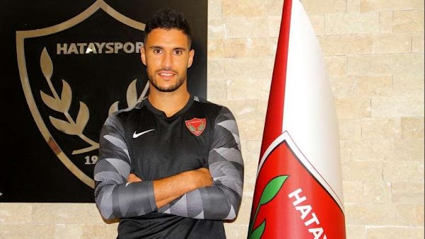 Oficial: El Hatayspor firma por dos años a Munir