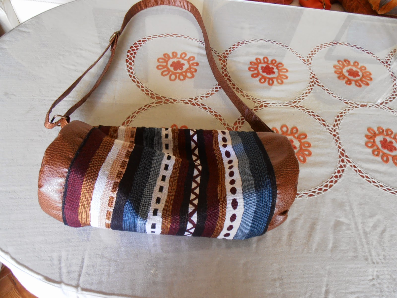 BOLSOS BOLSO CON TELA ÉTNICA Y