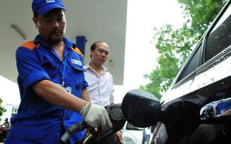 Giá xăng trong nước giảm, giá dầu tăng - Ảnh 1 Gia xang trong nuoc giam, gia dau tang - Anh 1