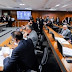 BRASIL / Relatório da reforma trabalhista é aprovado na CCJ do Senado e segue para plenário da casa