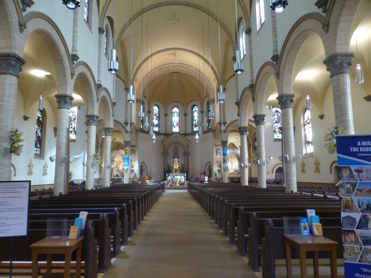 Loire Valley Experiences: Church on Sunday...Saint Patrick's, Toronto