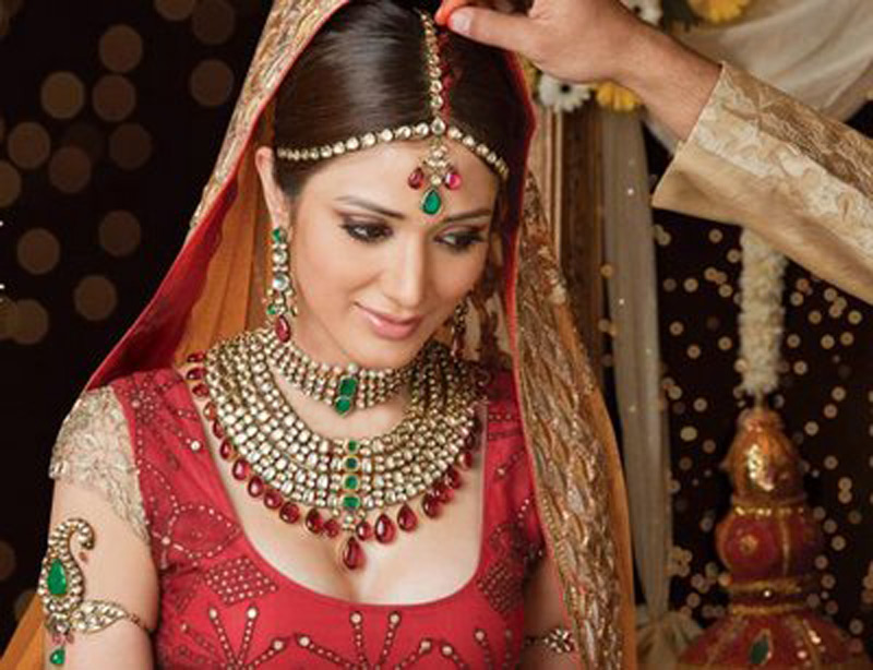 The Indian Wedding Blog Indian Bridal Jewelry For the hands arms