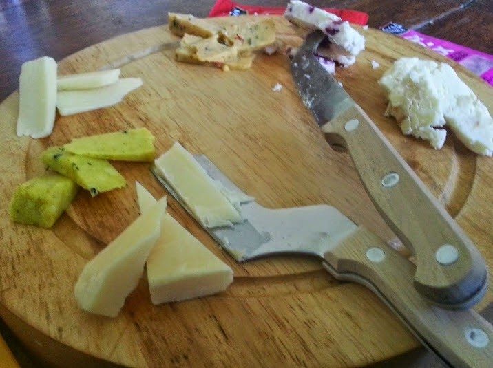 pilgrims choice pick and mix cheeses review close up of cut cheese on cheeseboard