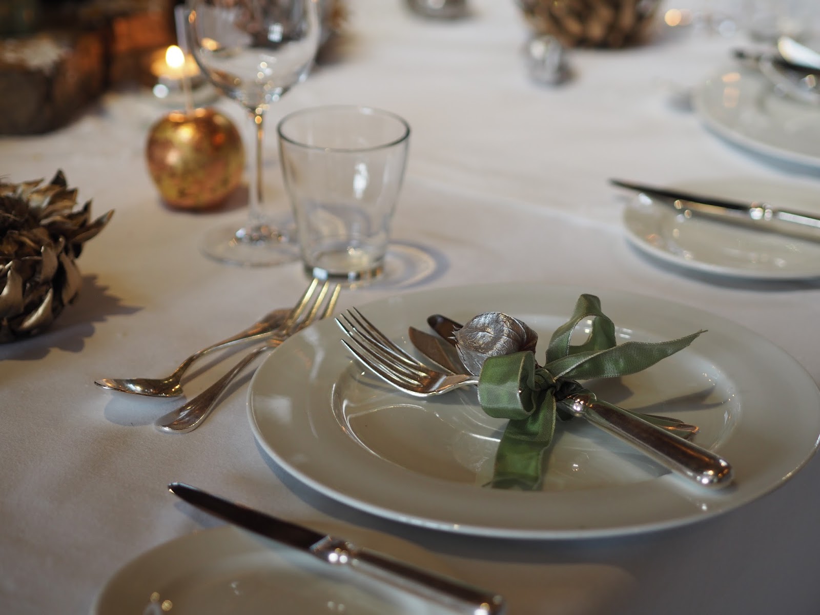 How To Create a Festive Table! Fashion Mumblr