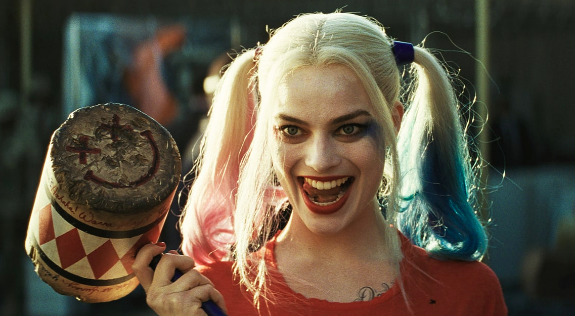 Cinèfilos Del Mundo: La película de Harley Quinn ya tiene directora y se  cuentan los primeros detalles de la historia.