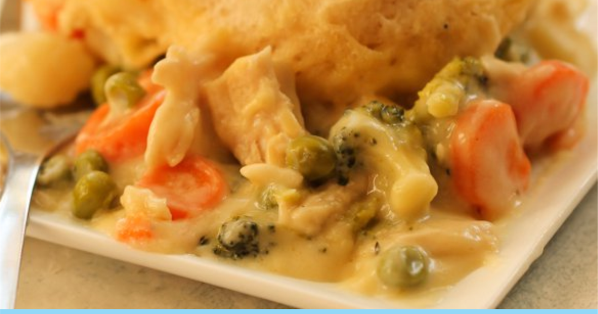 EASY BISCUIT CHICKEN POT PIE EAT