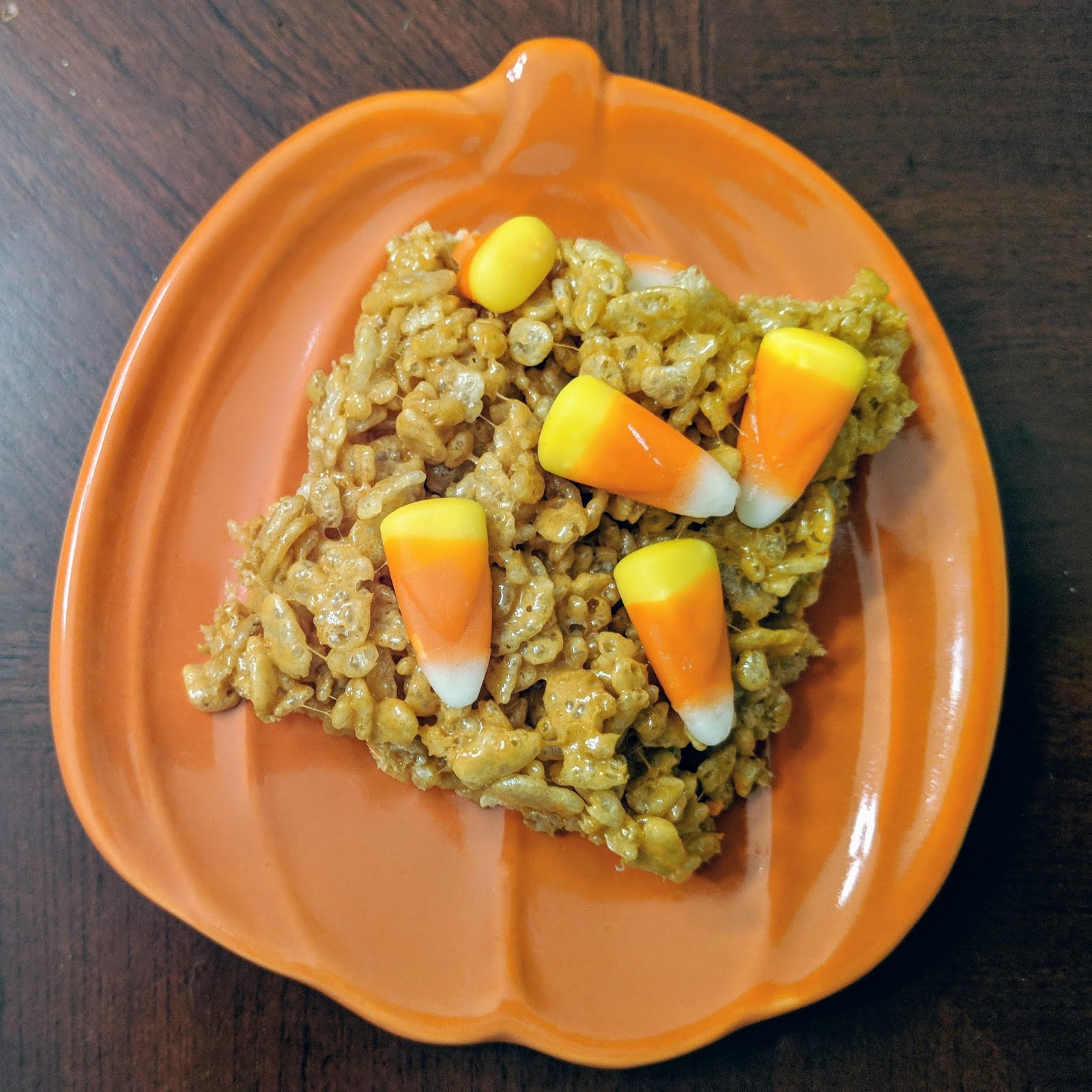 Jenny Bakes: Pumpkin Spice Rice Krispies Treats