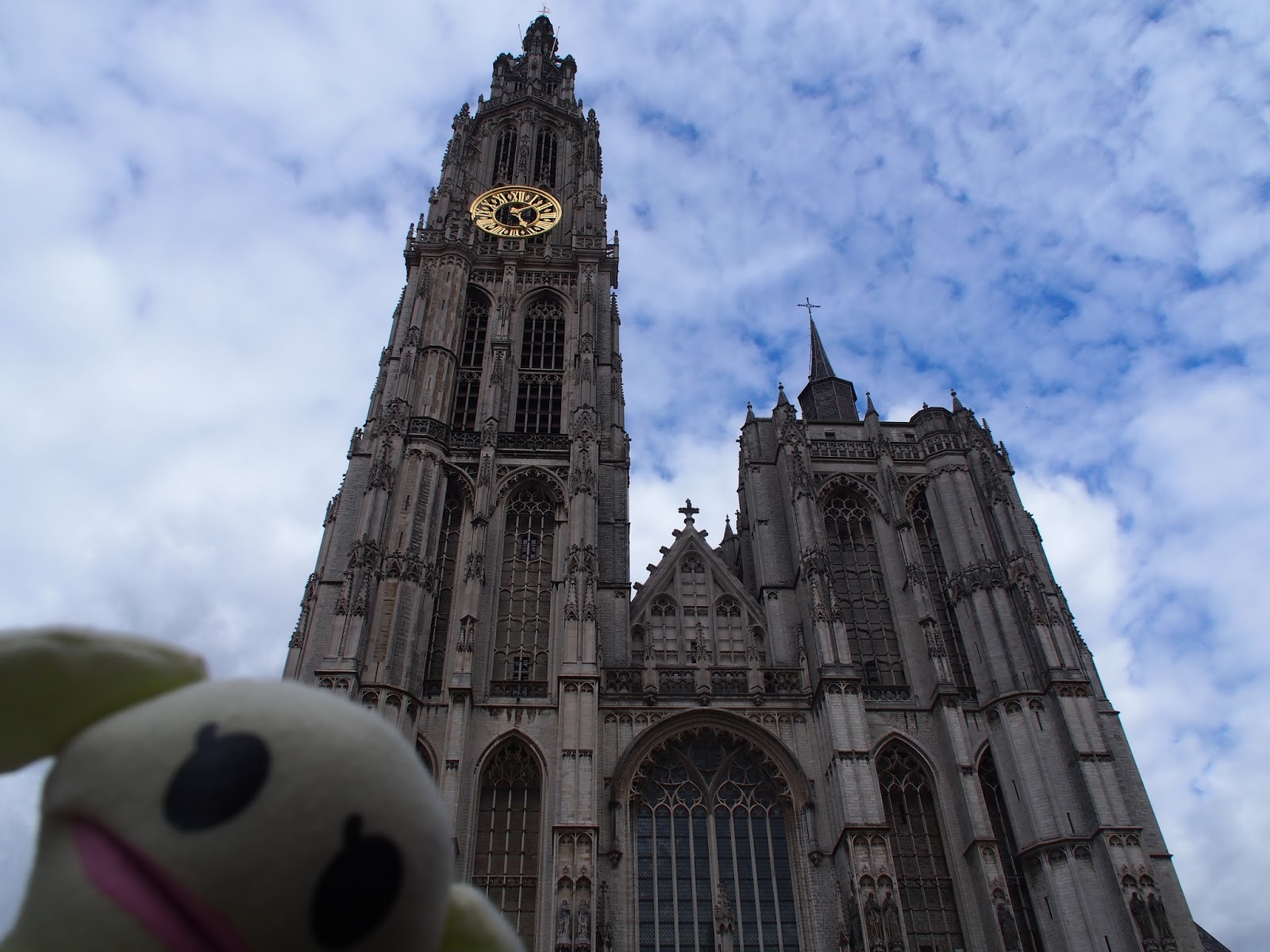 ゆーあびるのどこまでやるの ヨーロッパ一ヶ月バックパッカー97 アントワープ大聖堂