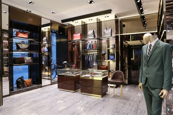 Smartologie: Gucci Opens First Men’s Flagship Store in Europe