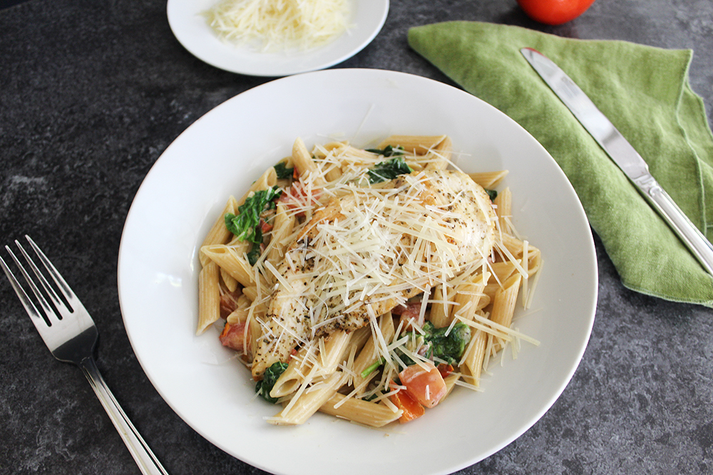 Southern Mom Loves Italian Chicken, Spinach & Tomato in a Garlic