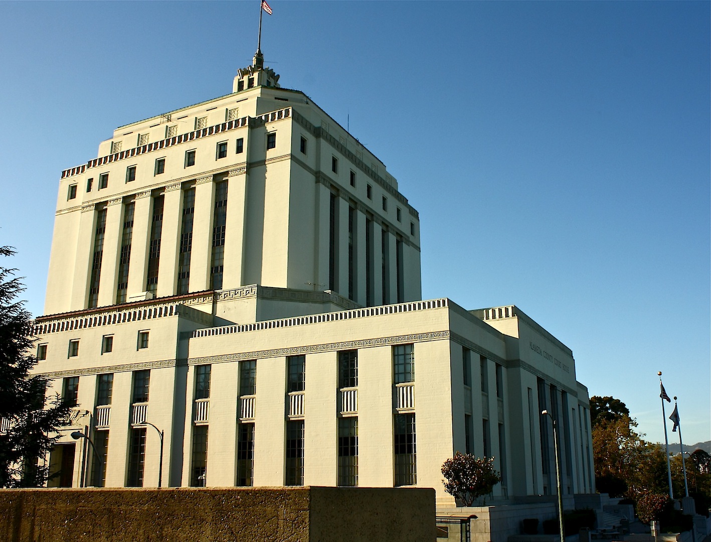 Oakland Daily Photo: county superior court
