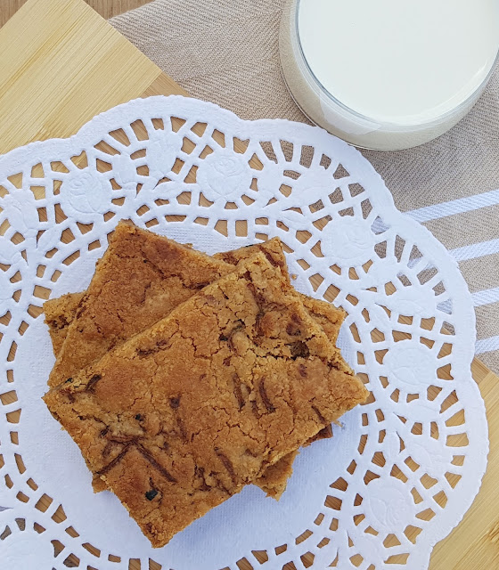 Peanut Butter and Zucchini Cookie Bars