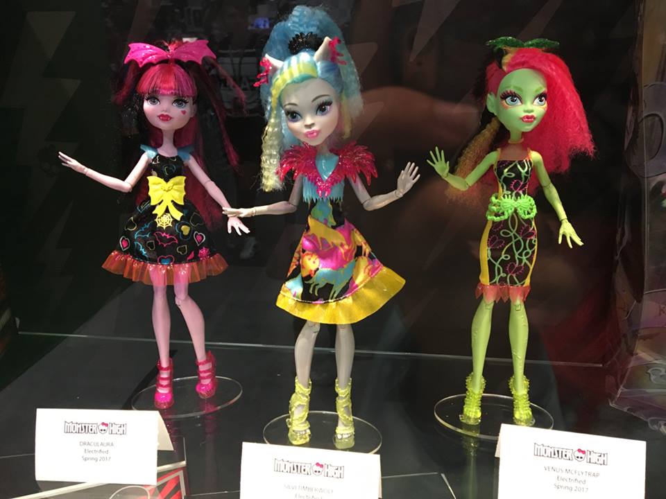 Poupée Monster High Electrisant : Twyla Mattel en multicolore