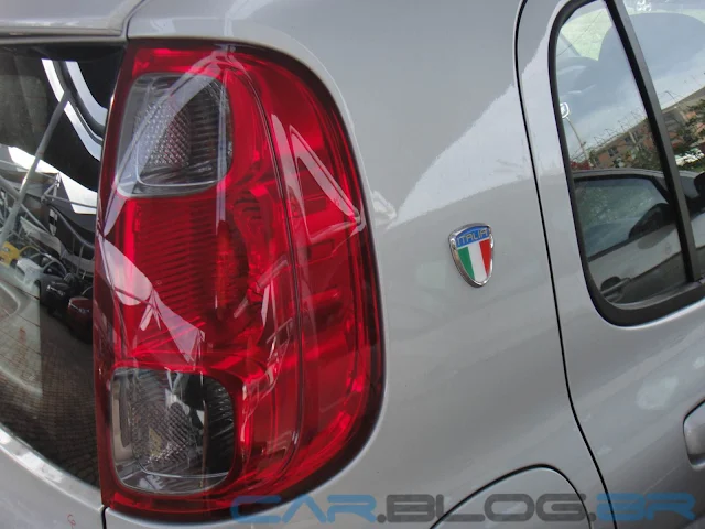 Fiat Uno Vivace 2013 Itália Prata Bari