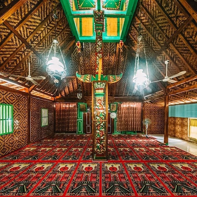 Gunung Slamet - Masjid Saka Tunggal - Masjid Tertua di Indonesia
