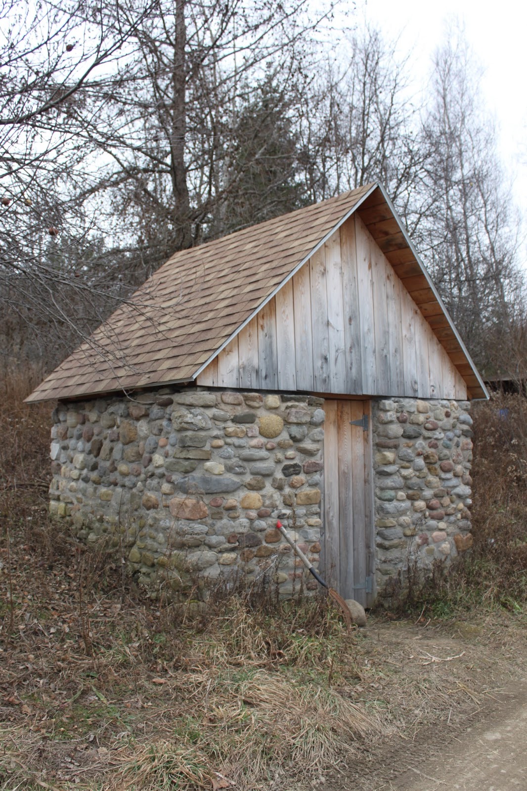 Pompey Heritage Farm My Introduction to Timber Framing