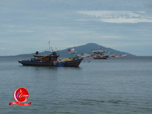 Ilegal Fishing di Teluk Semaka Membabi Buta, Petugas Terkesan Diam