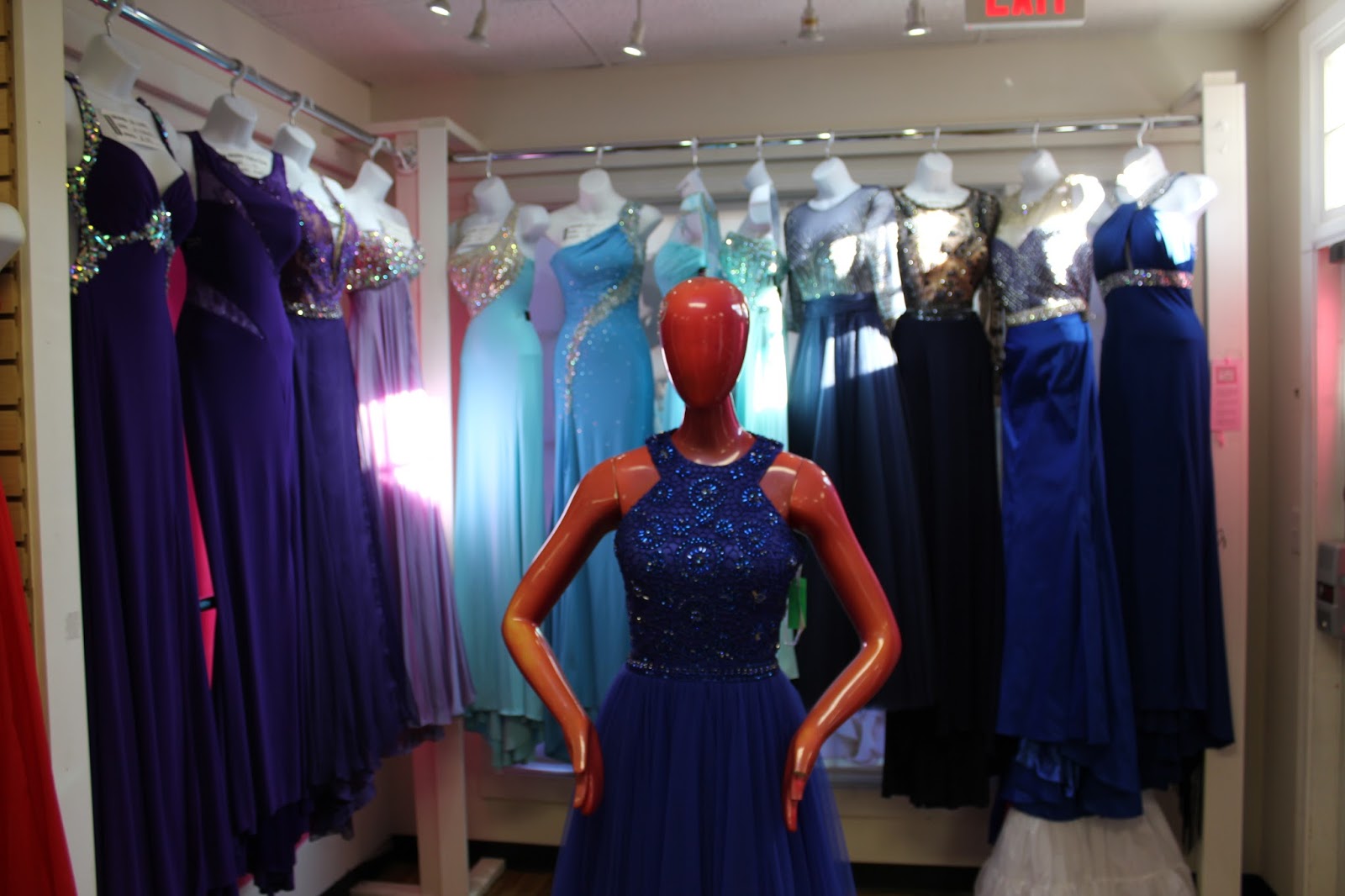 prom dress consignment