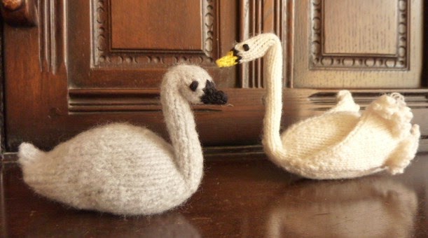 Knitted swan and signet