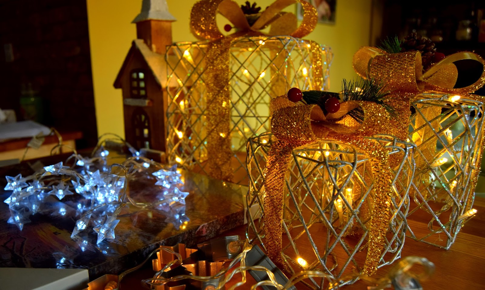 Aldi’s Christmas Lights And Decorations In Store Soon