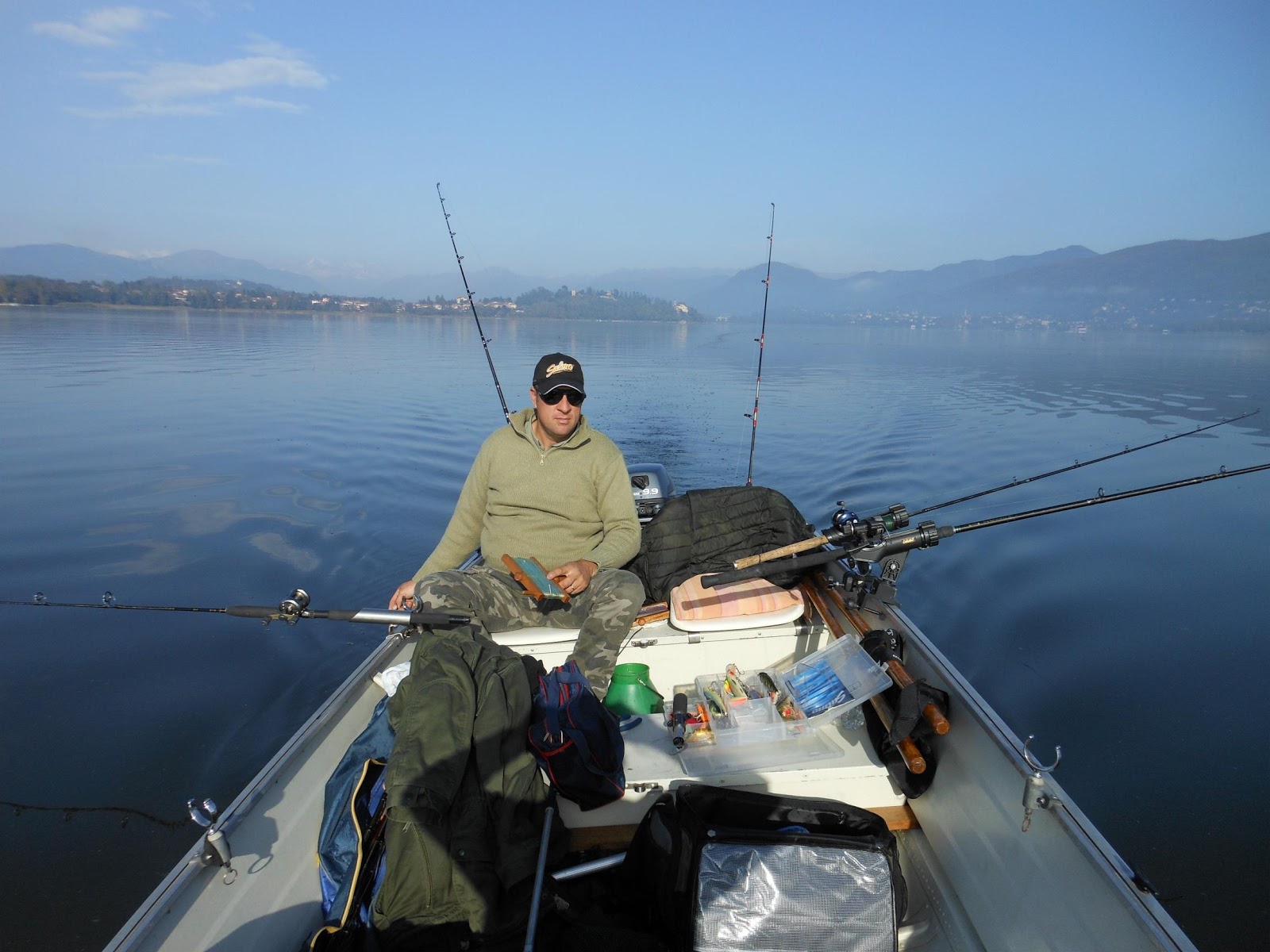 Pesca intorno al mondo A TRAINA DI LUCCI