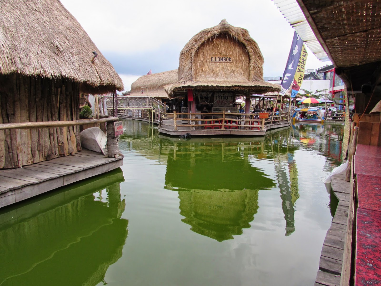Santai: Kota Wisata Batu - Museum Angkut & Pasar Apong ...
