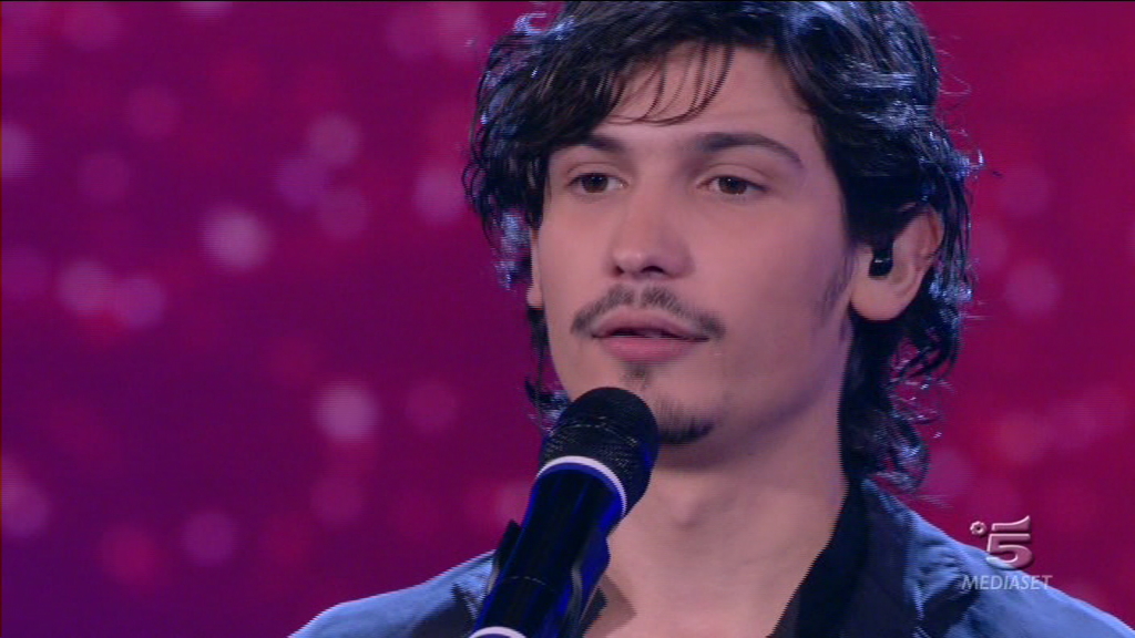 La musica che Vale Musica italiana Pierdavide Carone, e un vecchio tweet. La musica che Vale Musica italiana Pierdavide Carone, e un vecchio tweet.