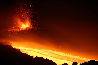 Etna Volcano Magma Eruption HD Wallpaper