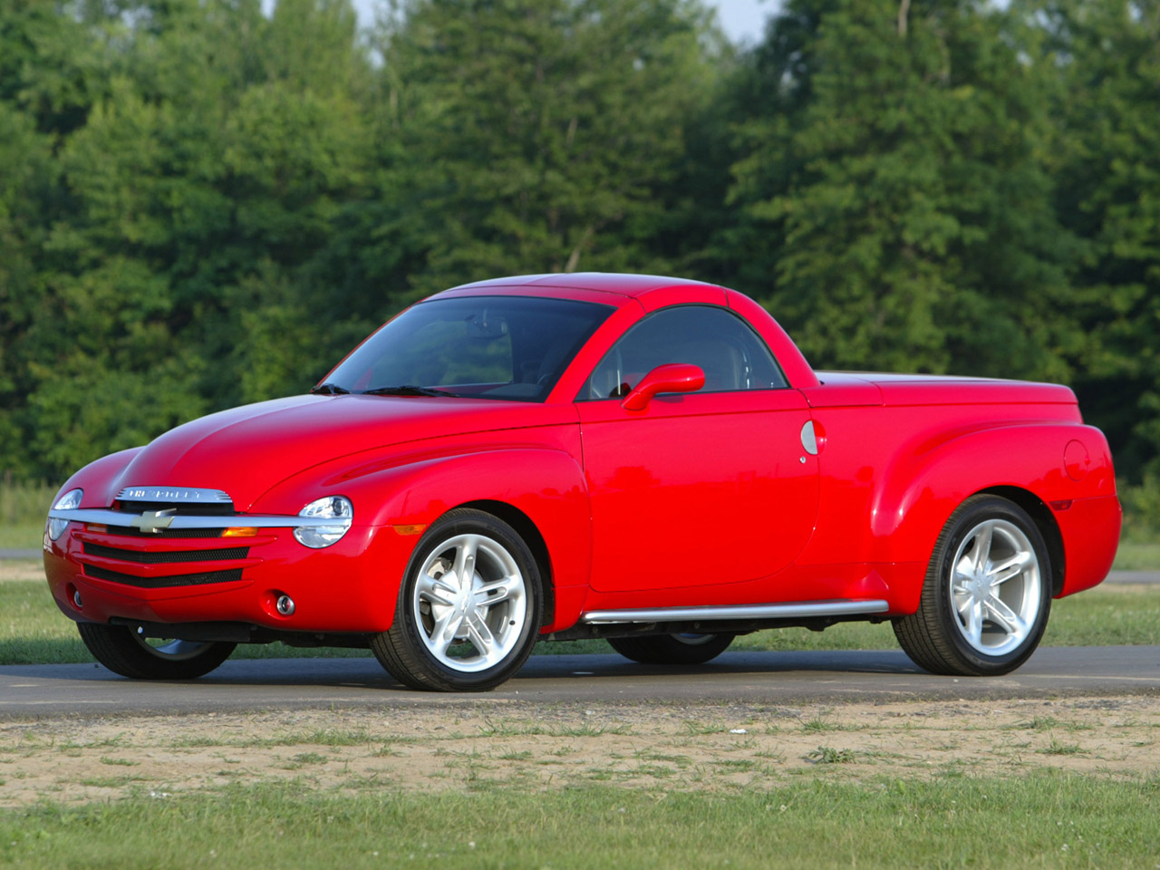 2003-Chevy-SSR-Red-Flat-Running-Boards-track-1280x960.jpg