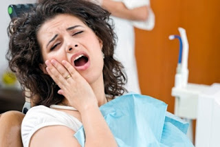 Cách làm giảm cơn đau răng sâu sau khi hàn