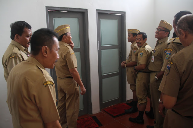 5.%2BAntre%2Bpengambilan%2Bsampel%2Burin