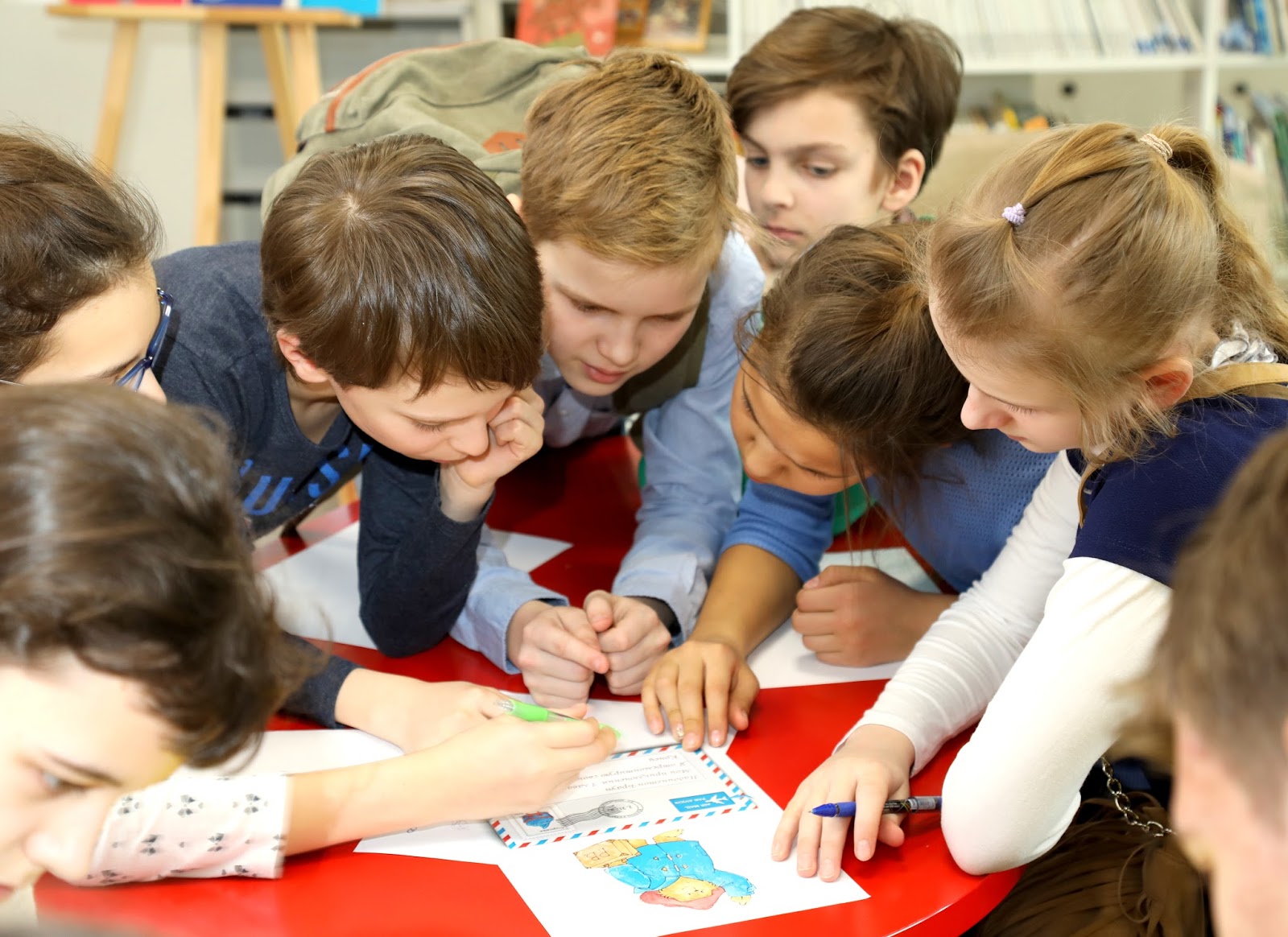 государственный ребенок это. гос дети. ргдб дети. школьники грамотеи. российская государственная детская библиотека (ргдб).