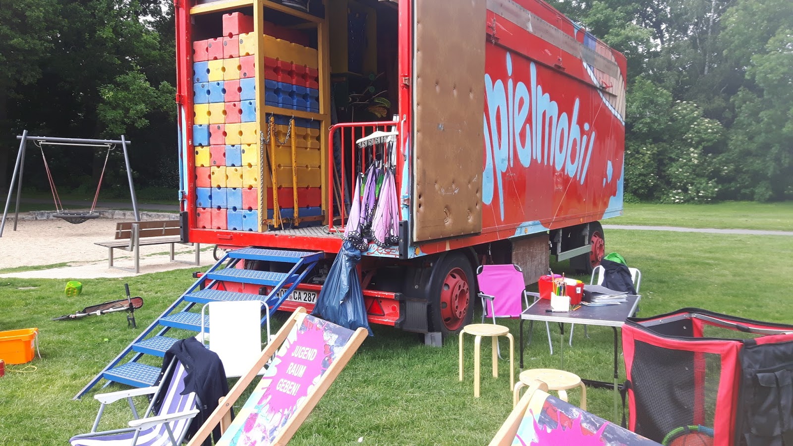 Mutter Kater Kind Unterwegs Das Tiergehege In Wolfsburg