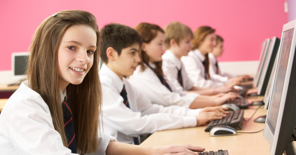 Тестирование программного обеспечения. Тестирование обучение. Обучиться тестированию. Компьютерный класс с людьми. Тестирование по.