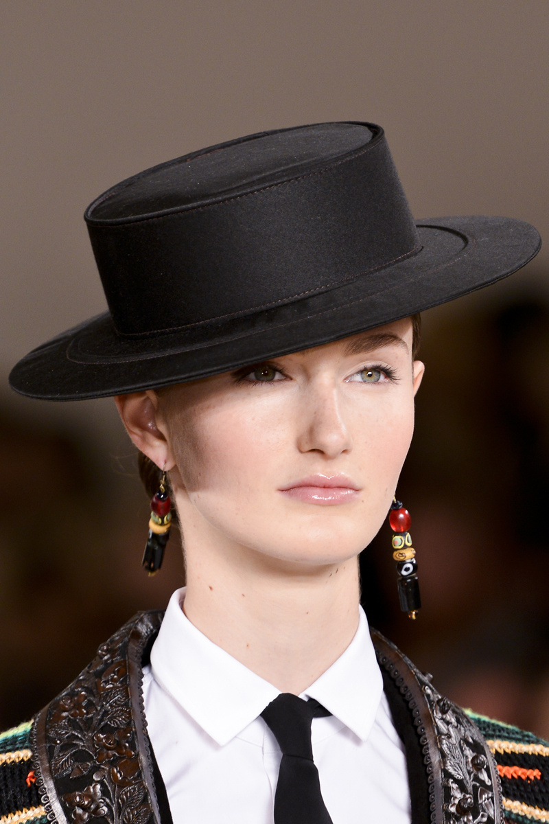 Hats!!! new trends!!! | Fashion Adictas | Bloglovin’