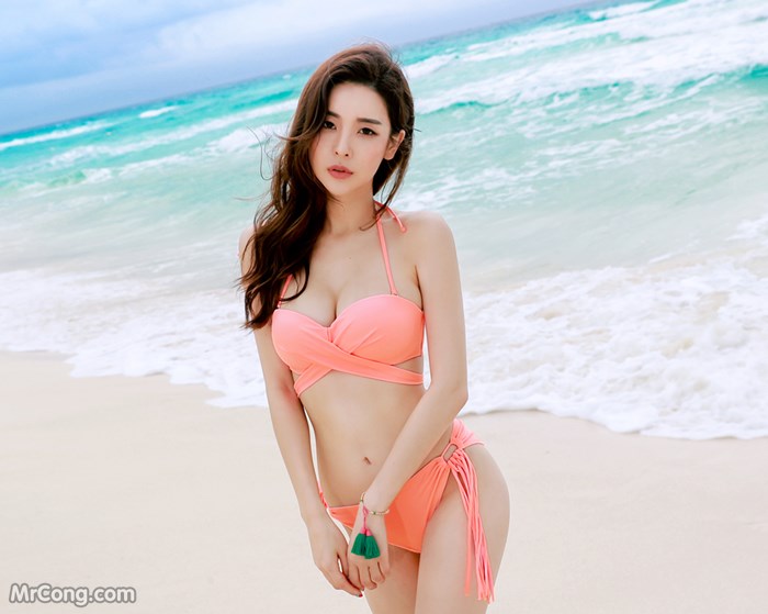 Beautiful Park Park Hyun in the beach fashion picture in June 2017 (225 photos)