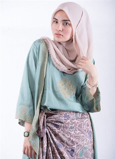 model hijab simple kebaya terbaru 2017/2018 model hijab simple kebaya terbaru 2017/2018