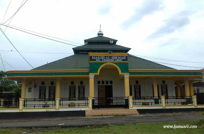 Masjid Al-Hikmah Kandang Limun Bengkulu yang Ramai Jama'ah