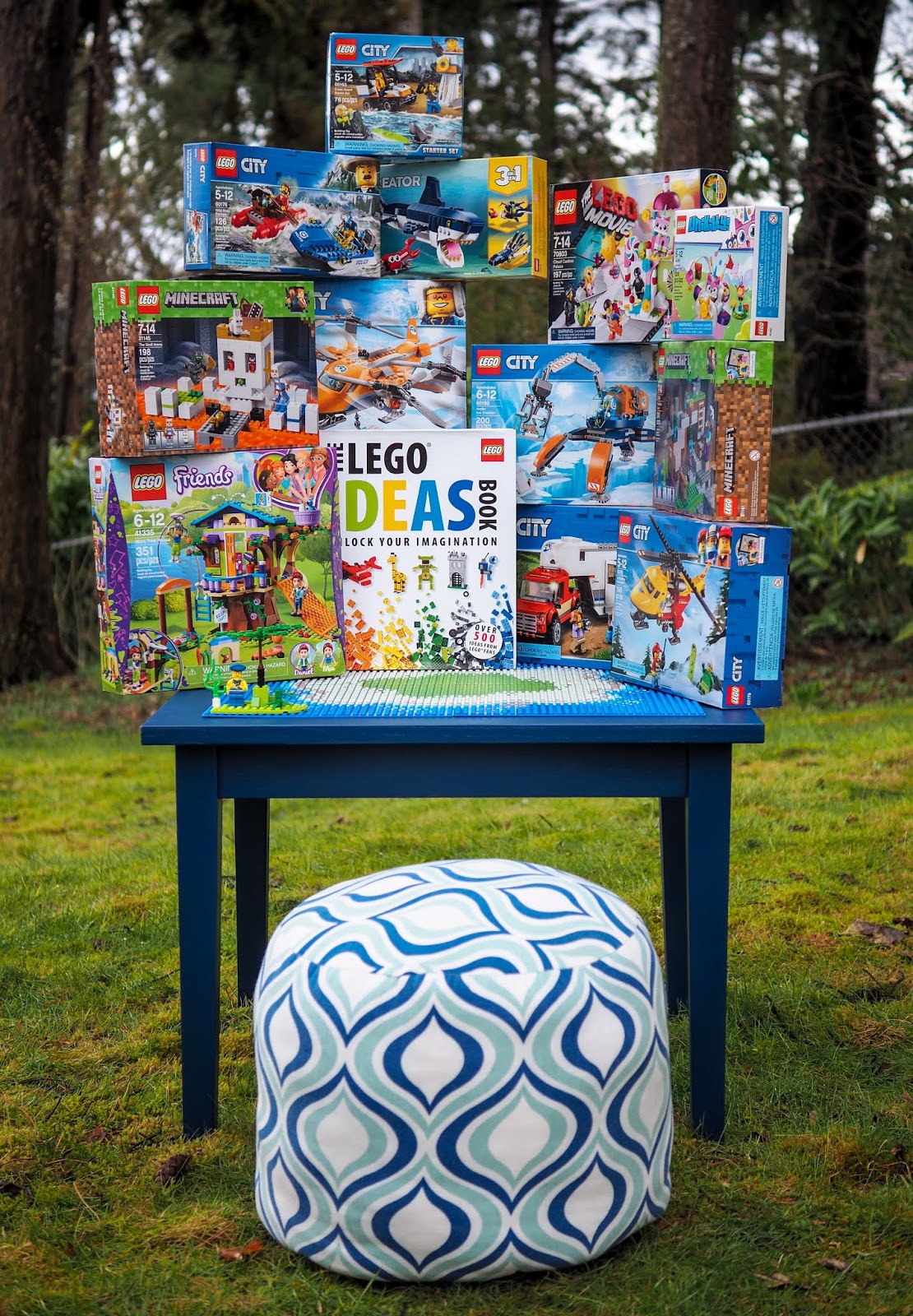 Chris and Sonja - The Sweet Seattle Life: Projects: Lego Table and Auction  Basket